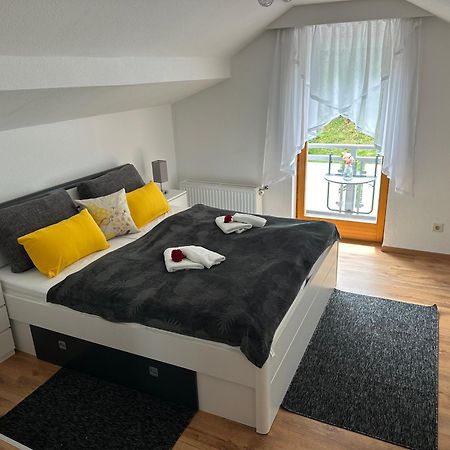 Oberaichwald  Ferienwohnung Waldblick, Faaker See מראה חיצוני תמונה