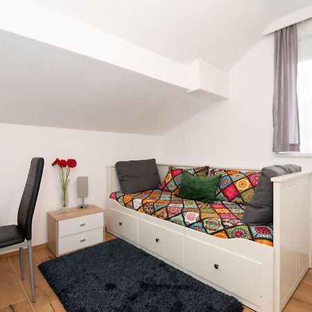 Oberaichwald  Ferienwohnung Waldblick, Faaker See מראה חיצוני תמונה